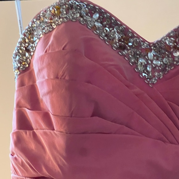 Only wore once size 2 - Picture 5 of 11